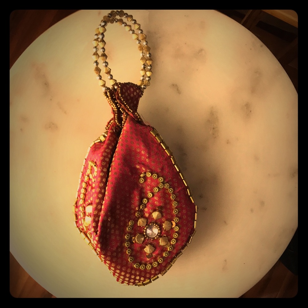 Indian clutch